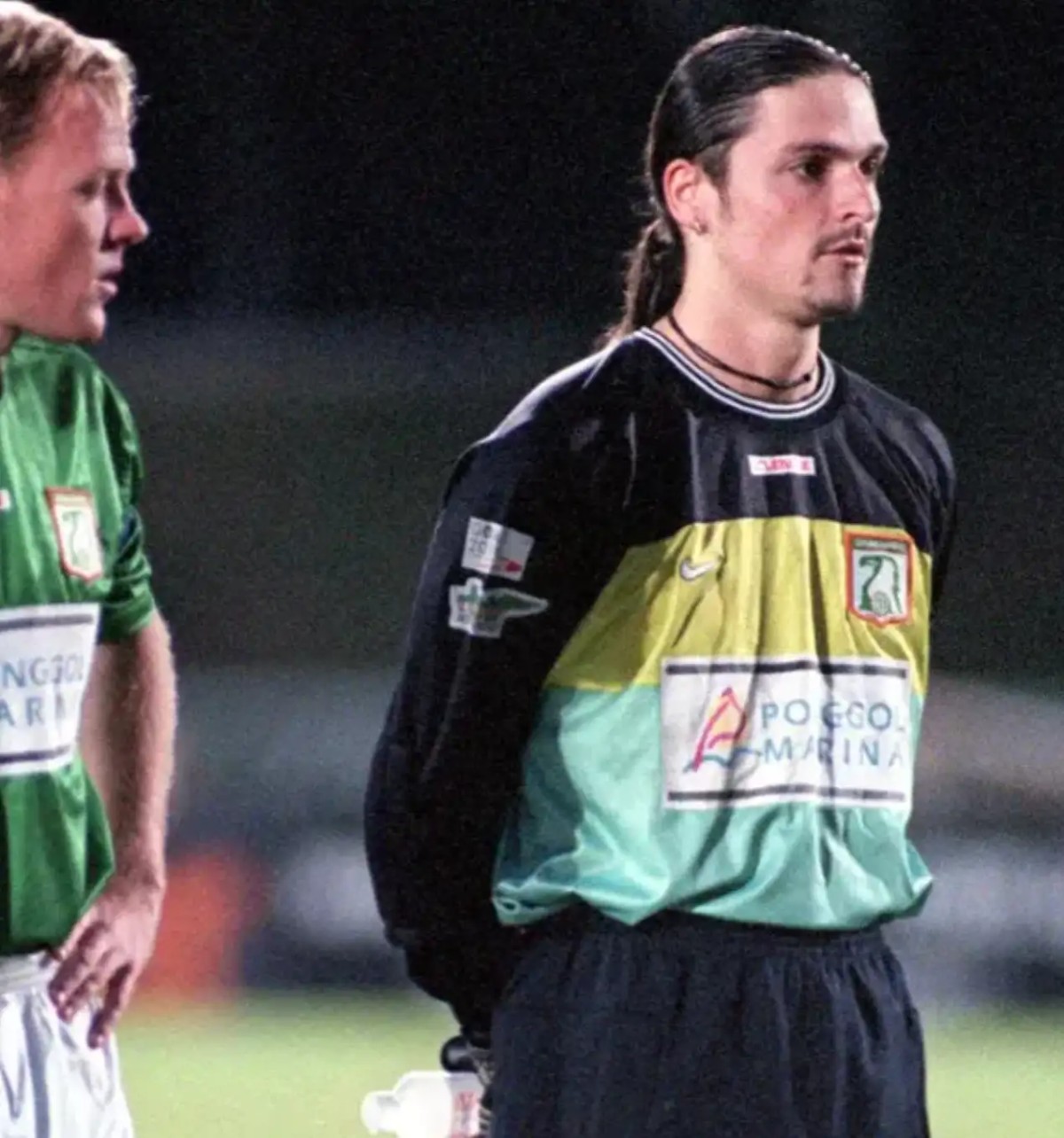 世界足坛最离谱的球员，走遍六大洲，三次被宣布死亡。